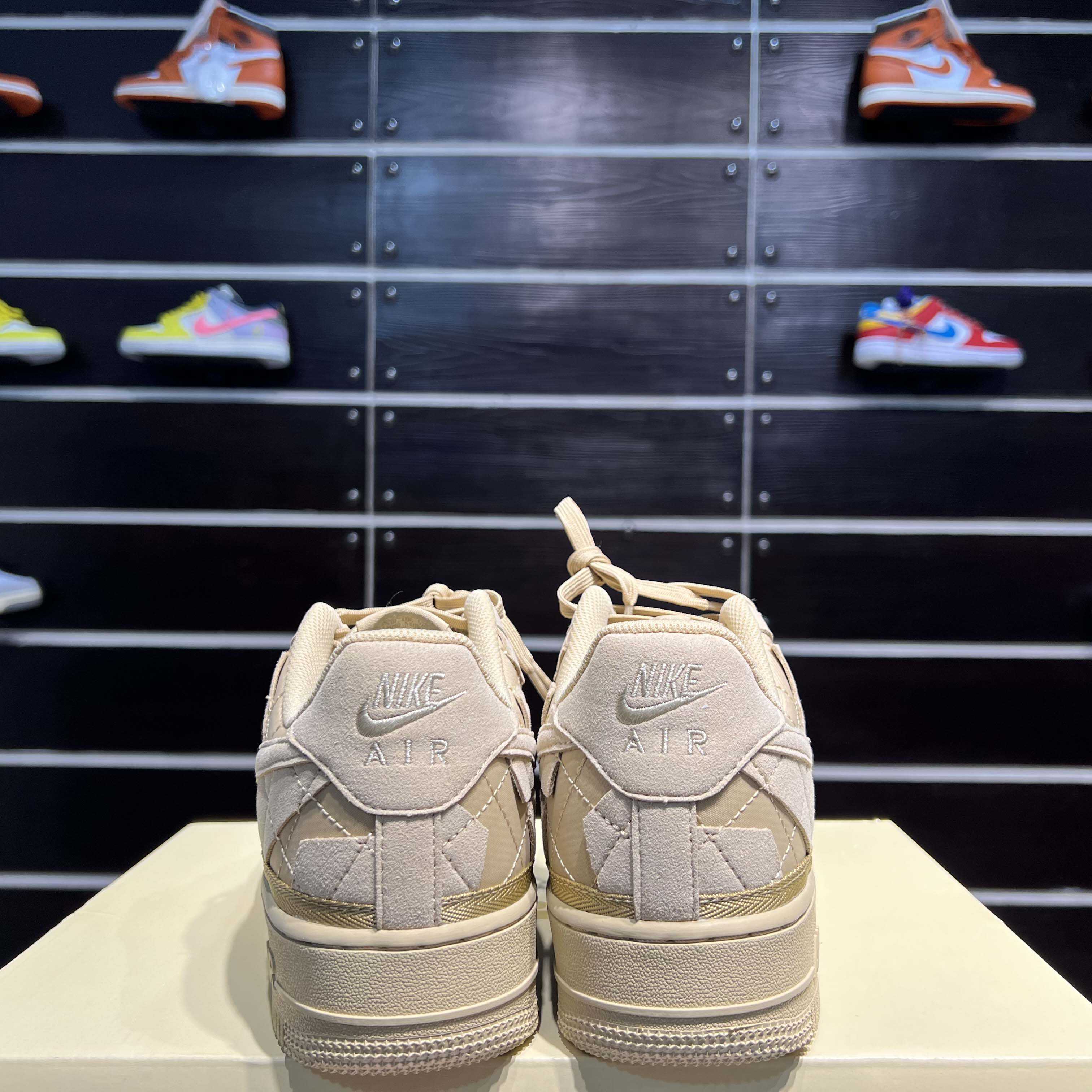 Billie Eilish x Nike Air Force 1 Low “Mushroom” Sneaker     DQ4137-200 - EUR FASHION