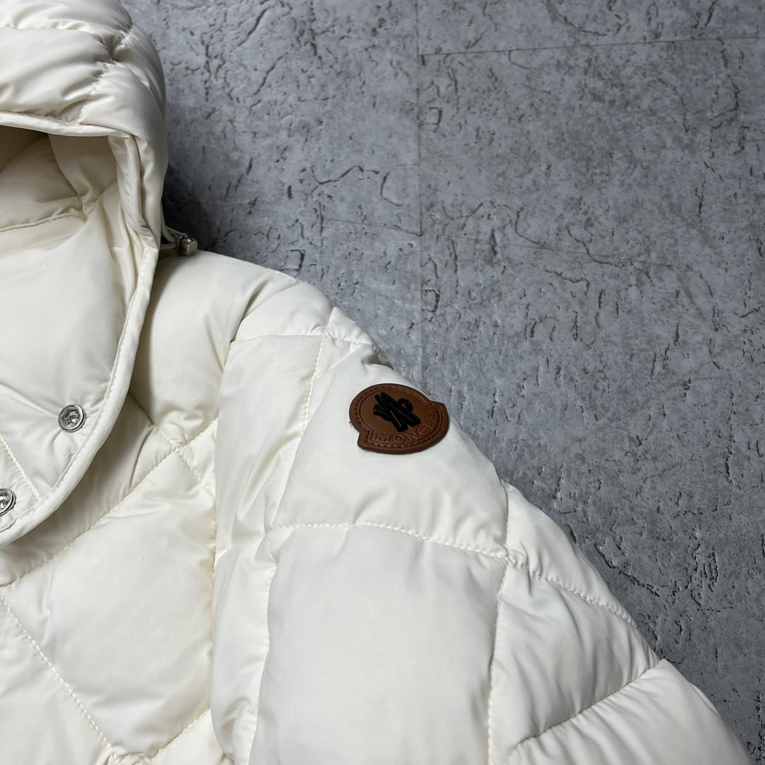 Moncler Hooded Padded Jacket - EUR FASHION