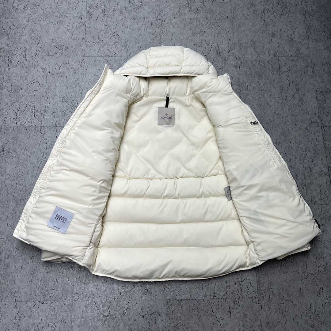 Moncler Hooded Padded Jacket - EUR FASHION