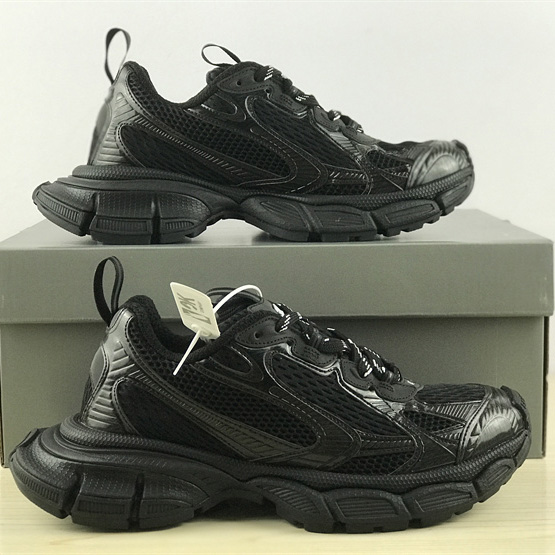 Balenciaga Black Sneaker - EUR FASHION