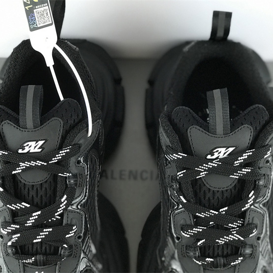 Balenciaga Black Sneaker - EUR FASHION