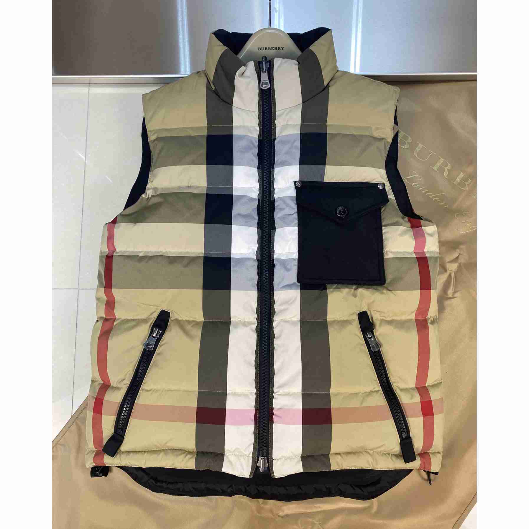 Burberry Reversible Check Puffer Gilet - EUR FASHION