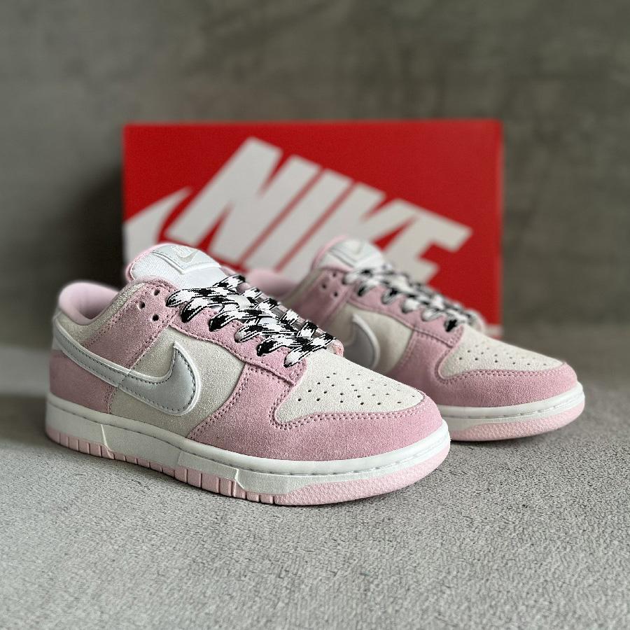 Nike Dunk Low "Pink Suede"  Sneaker       DV3054-600 - EUR FASHION