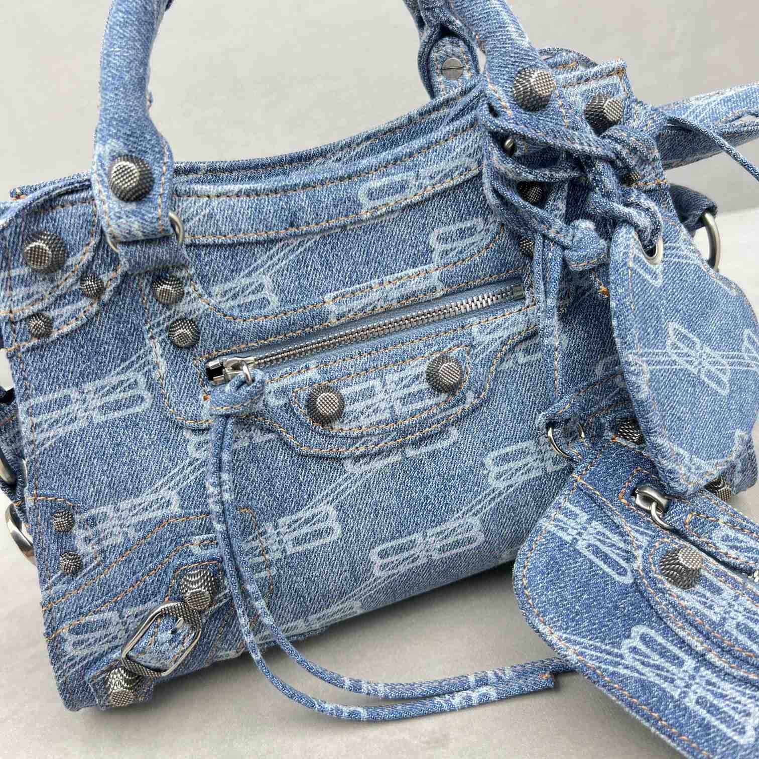 Balenciaga Neo Cagole XS Studded Printed Denim Tote(26-10-17cm) - EUR FASHION