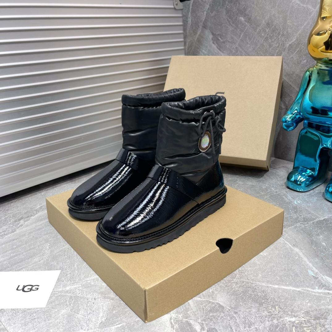 Ugg Logo Boots - EUR FASHION