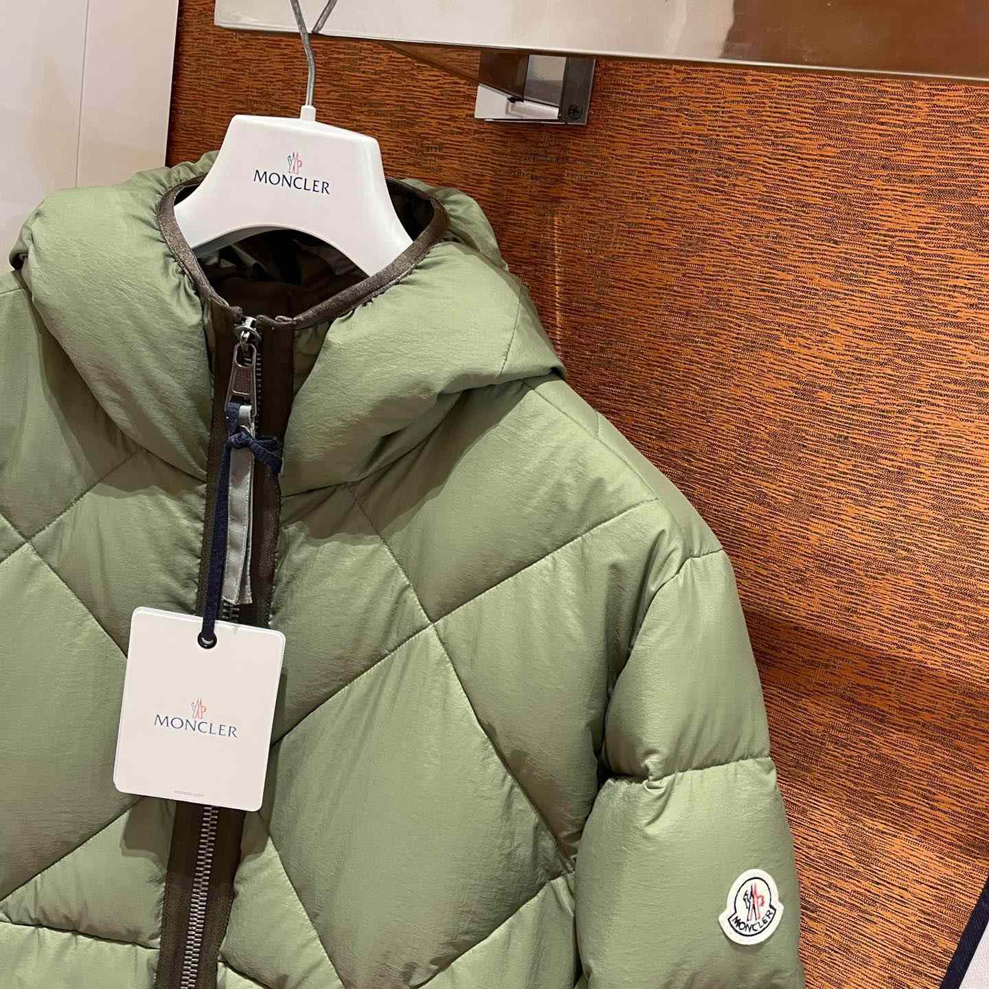 Moncler Reynaud Quilted Down Jacket - EUR FASHION