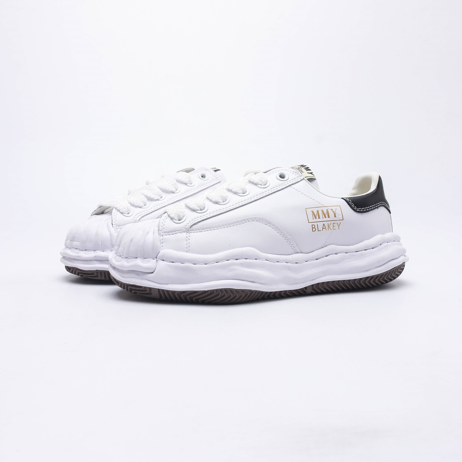 Maison Mihara Yasuhiro Blakey Low-Top Sneakers - EUR FASHION