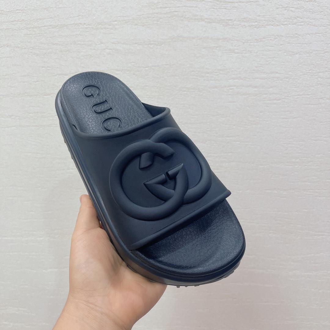 Gucci Women's Slide With Interlocking G - EUR FASHION