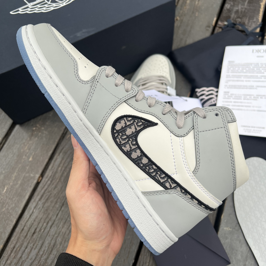 Dior x Air Jordan 1 High OG Sneaker    CN8607-002 - EUR FASHION