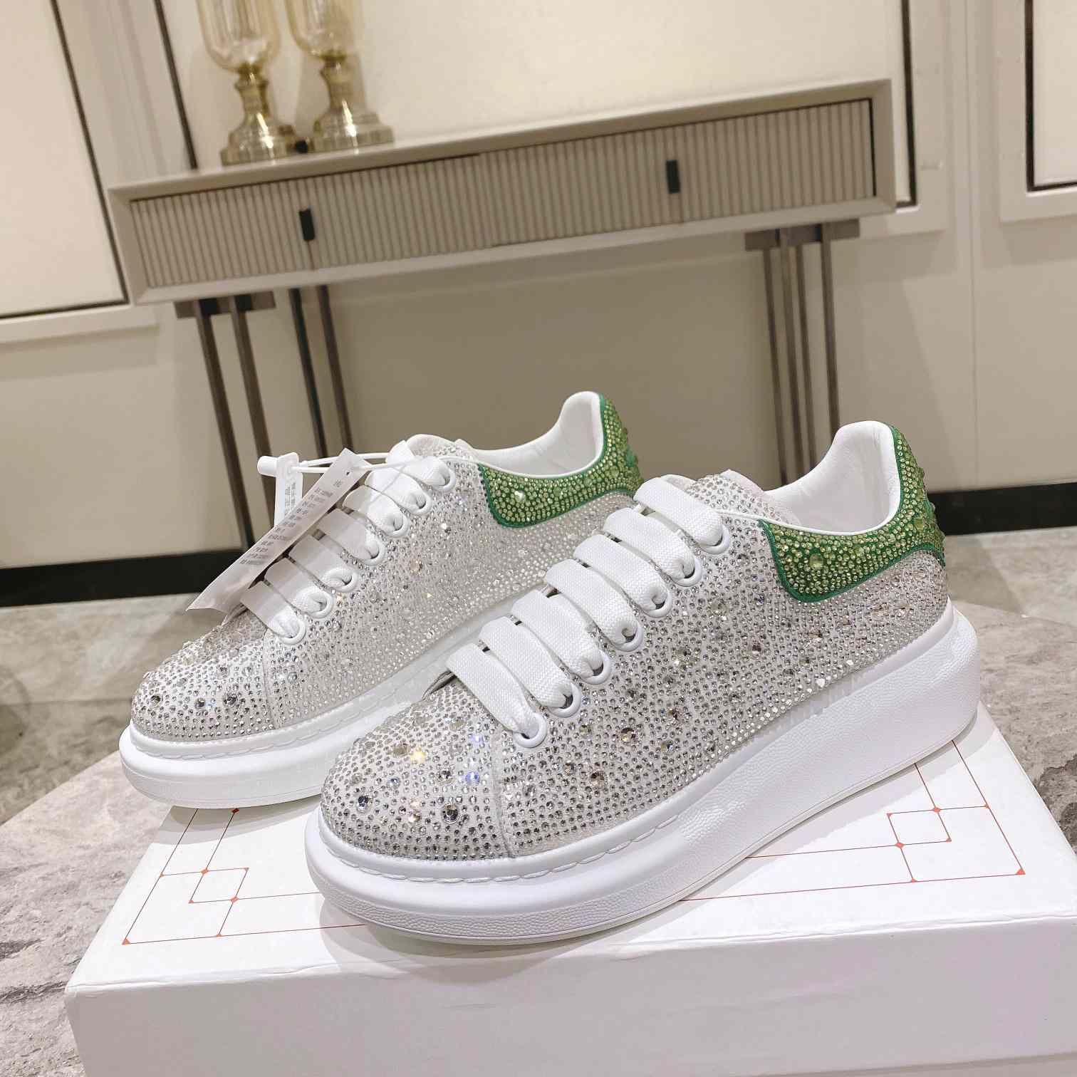 Alexander Mqueen Women's  Oversized Sneaker In White/Acid Green - EUR FASHION