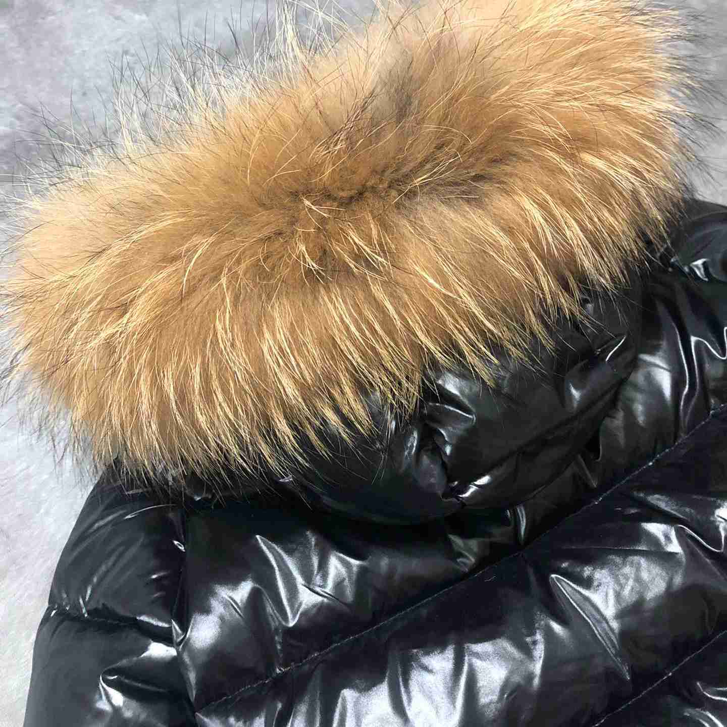 Moncler Short Down Jacket    - EUR FASHION