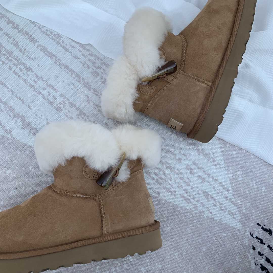 Ugg Ankle Boots - EUR FASHION