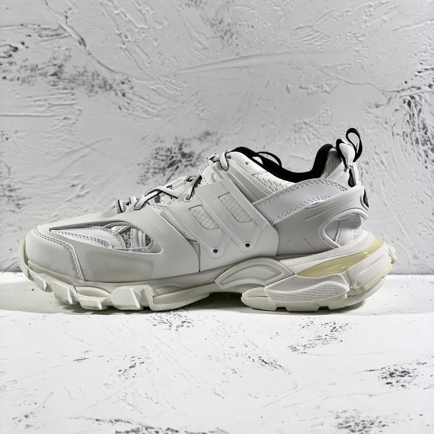 Balenciaga Track Sneaker  - EUR FASHION