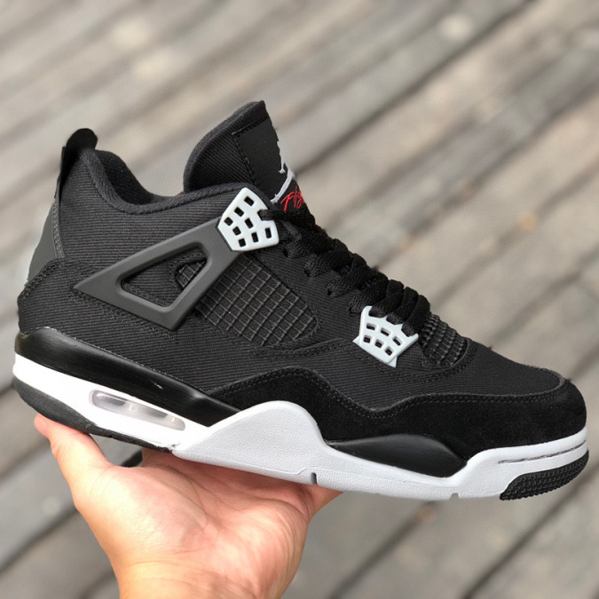 Air Jordan 4 Retro 