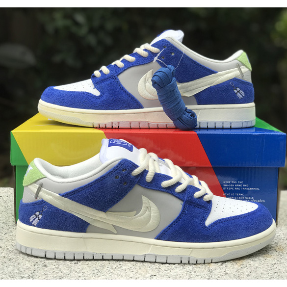 Fly Streetwear x Nike SB Dunk Low Sneaker         DQ5130-400 - EUR FASHION