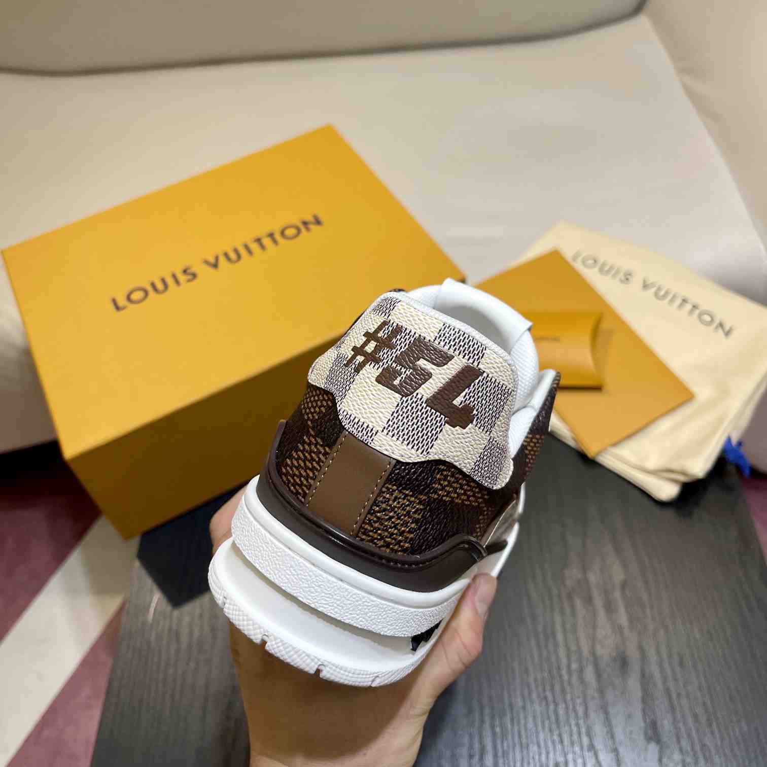 Louis Vuitton LV Trainer Sneaker    (Upon UK Size)   1AAV8Y - EUR FASHION