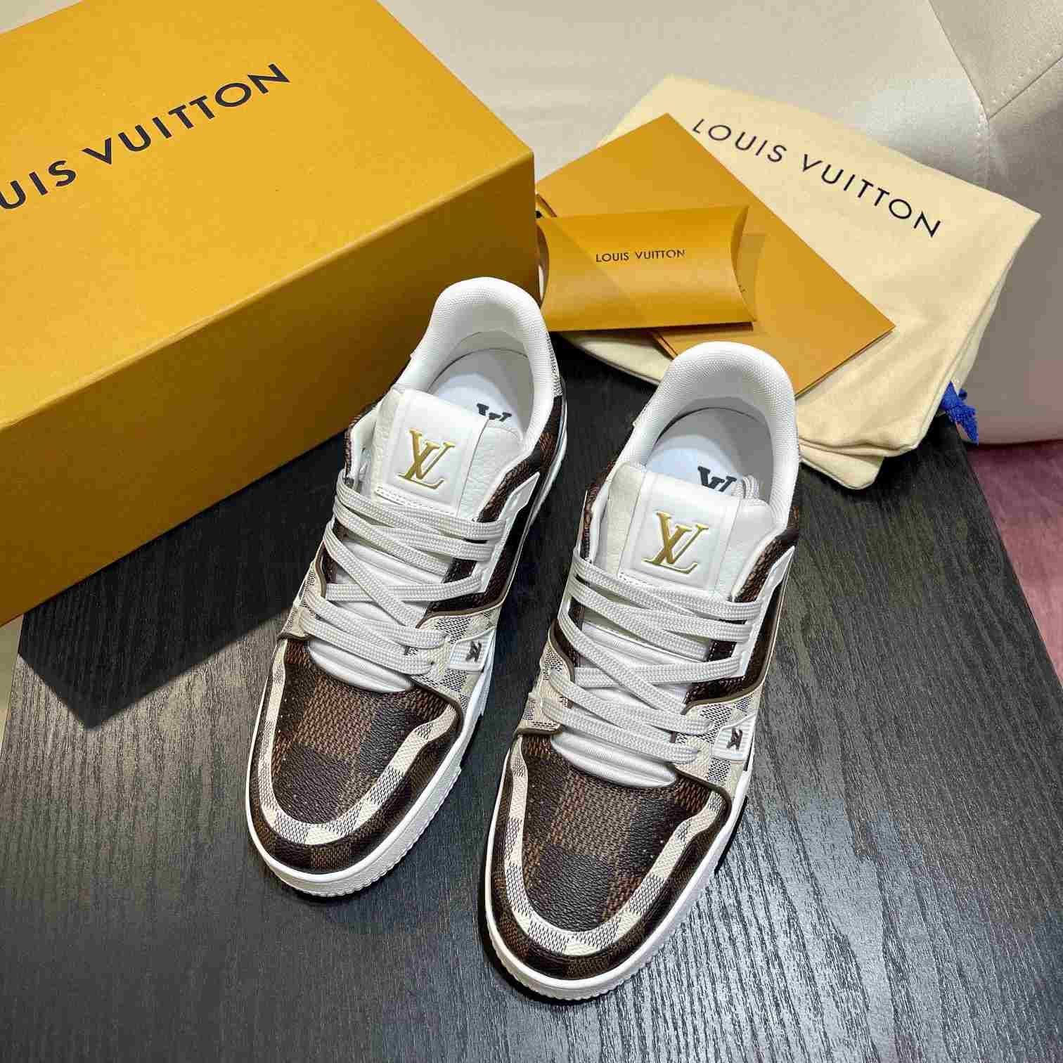 Louis Vuitton LV Trainer Sneaker    (Upon UK Size)   1AAV8Y - EUR FASHION