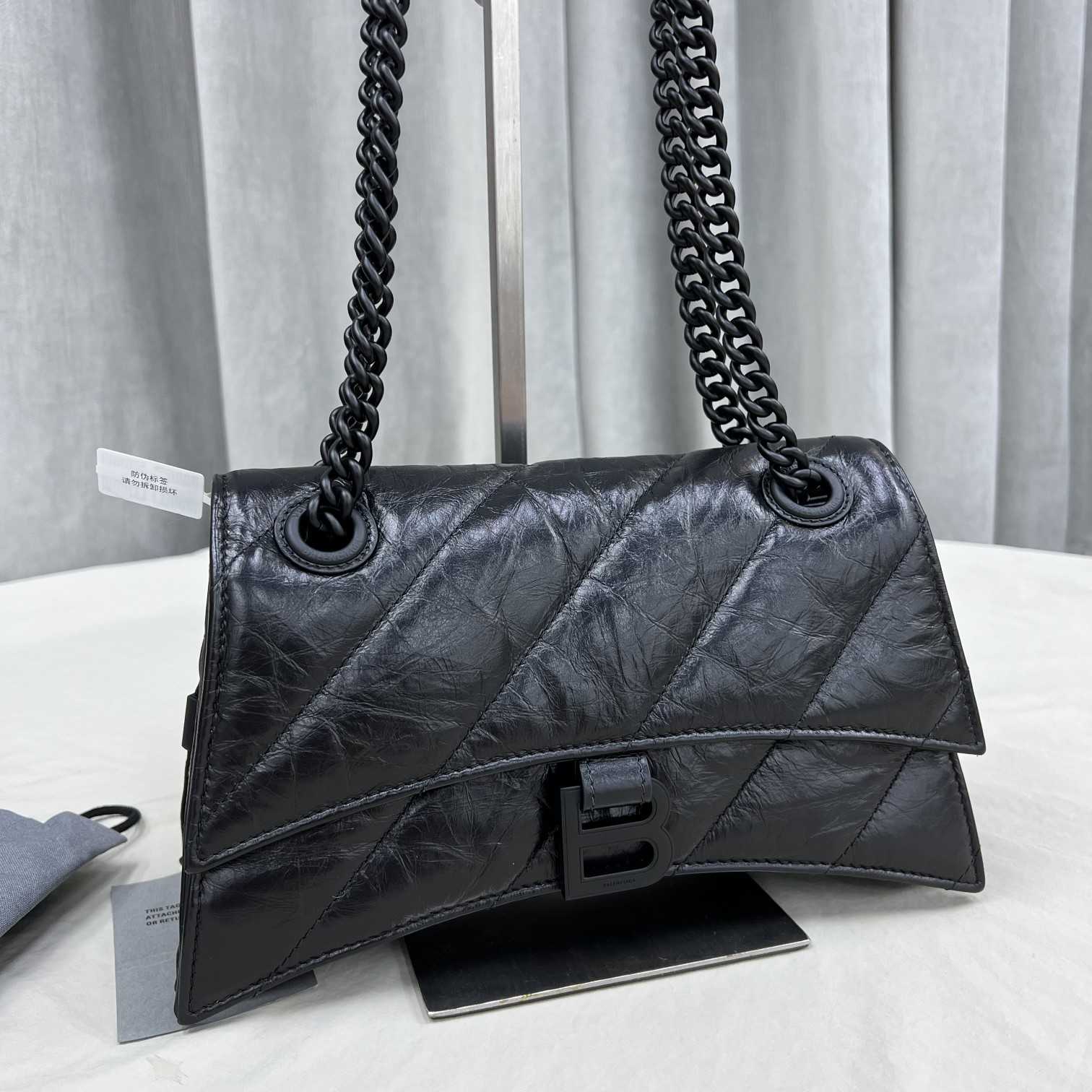 Balenciaga Women's Crush Small Chain Bag Quilted In Black(25-15-9.5cm) - EUR FASHION