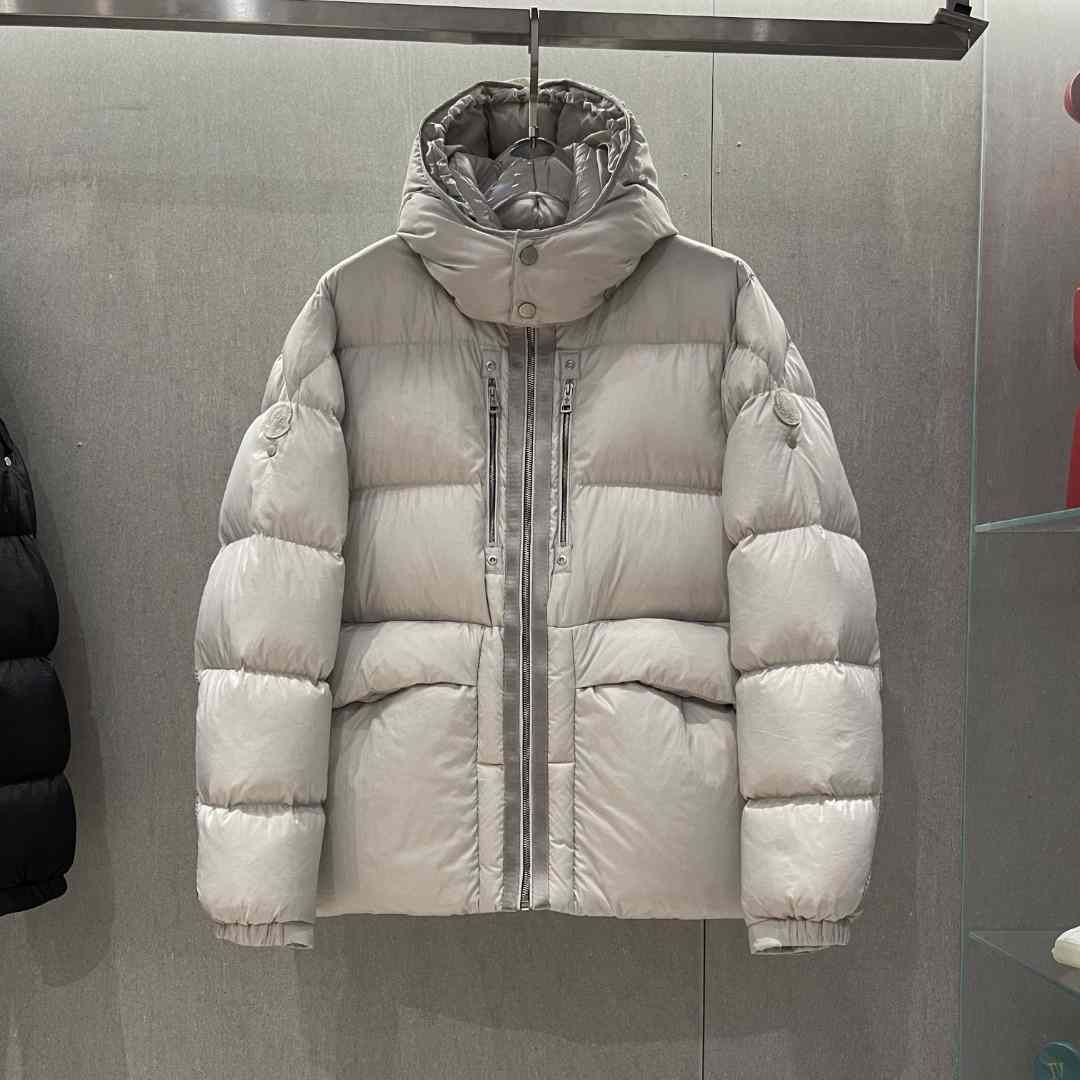 Moncler Short Down Jacket    - EUR FASHION