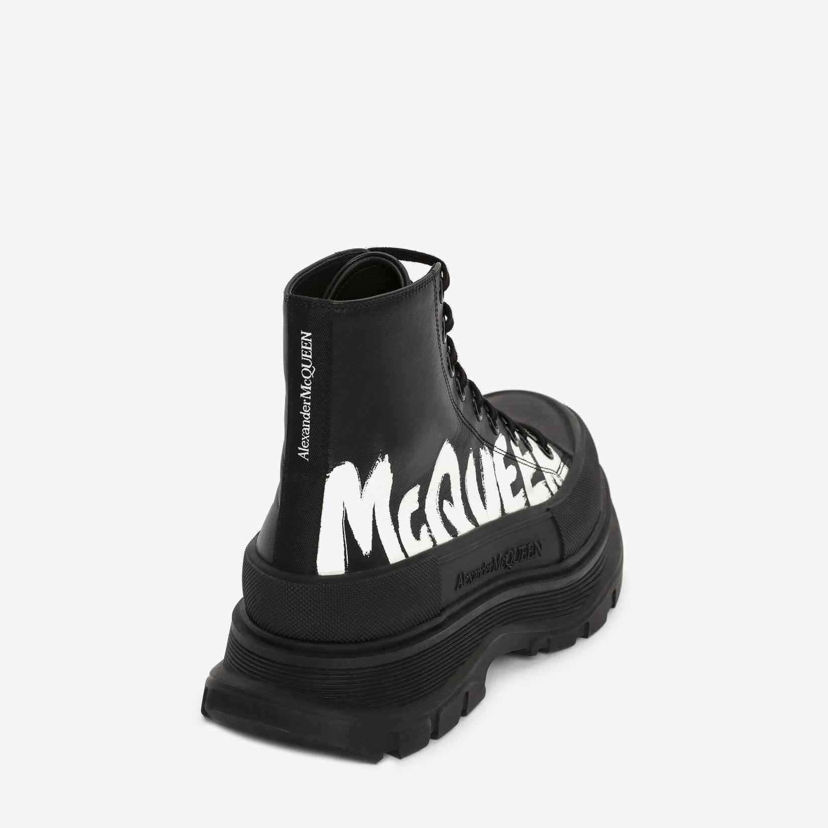 Alexander Mqueen Tread Slick Boot In Black/White - EUR FASHION