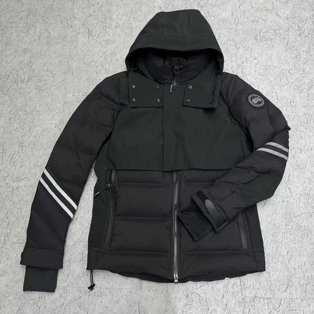 Canada Goose Down Jacket  - EUR FASHION