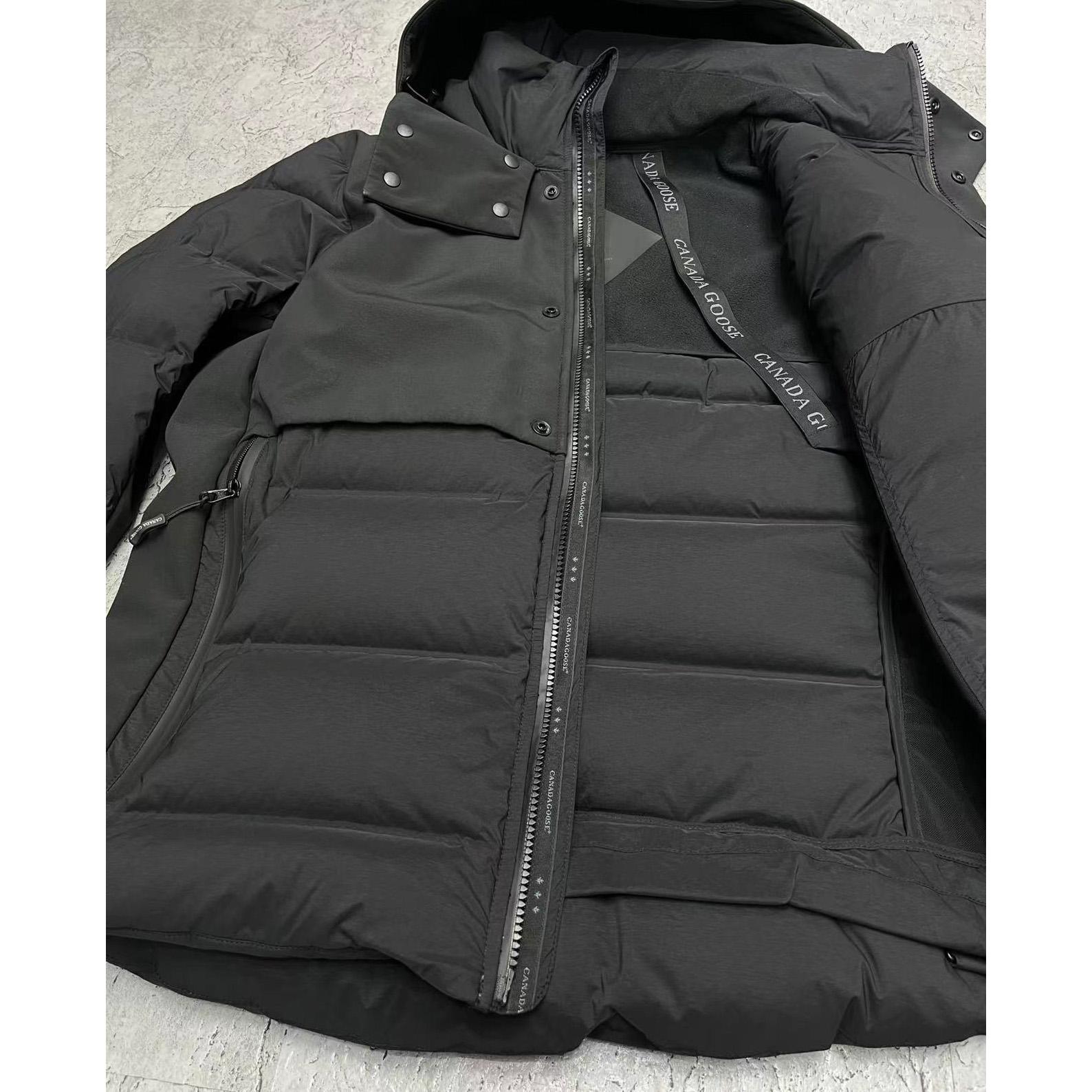 Canada Goose Down Jacket  - EUR FASHION