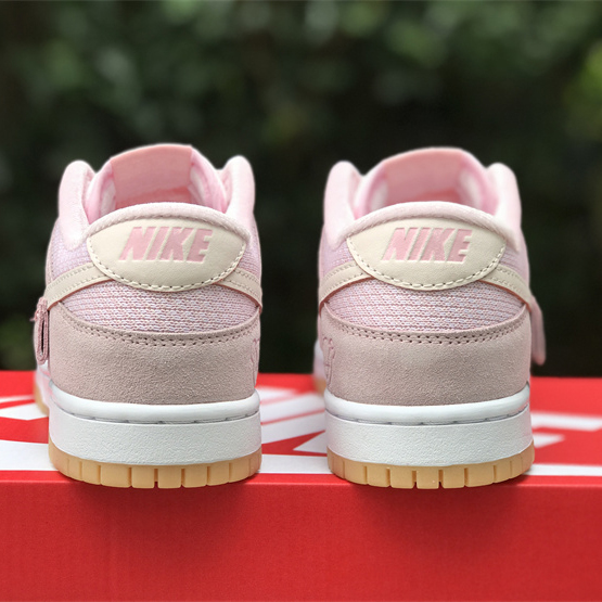 Nike Dunk Low WMNS “Teddy Bear” Sneaker       DZ5318-640 - EUR FASHION