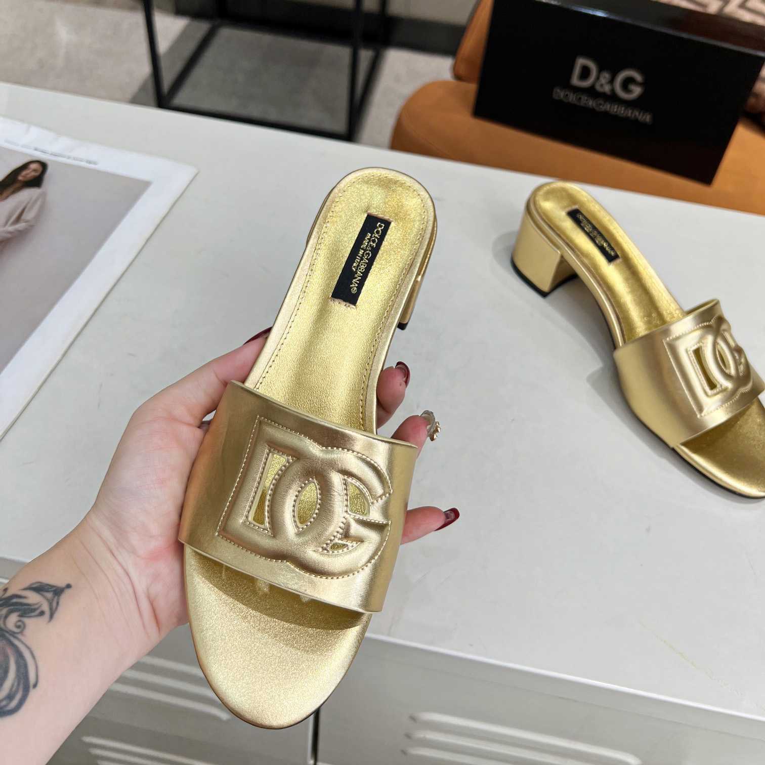 Dolce & Gabbana Calfskin Mules With DG Millennials Logo - EUR FASHION