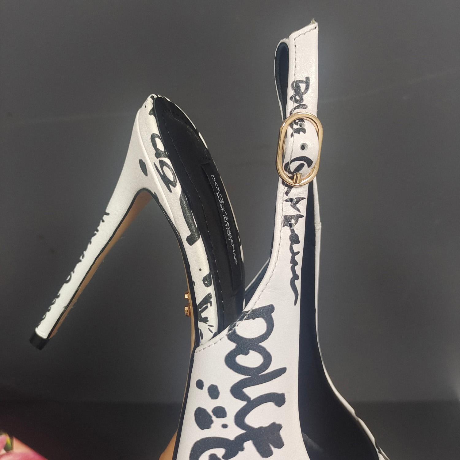 Dolce & Gabbana Calfskin Slingbacks With Logo Print - EUR FASHION