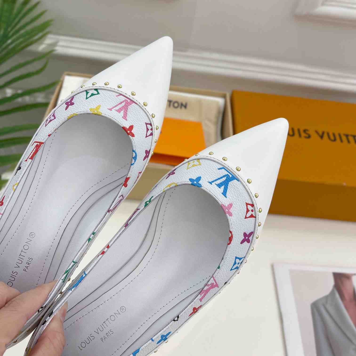 Louis Vuitton Signature Flat Ballerina    - EUR FASHION