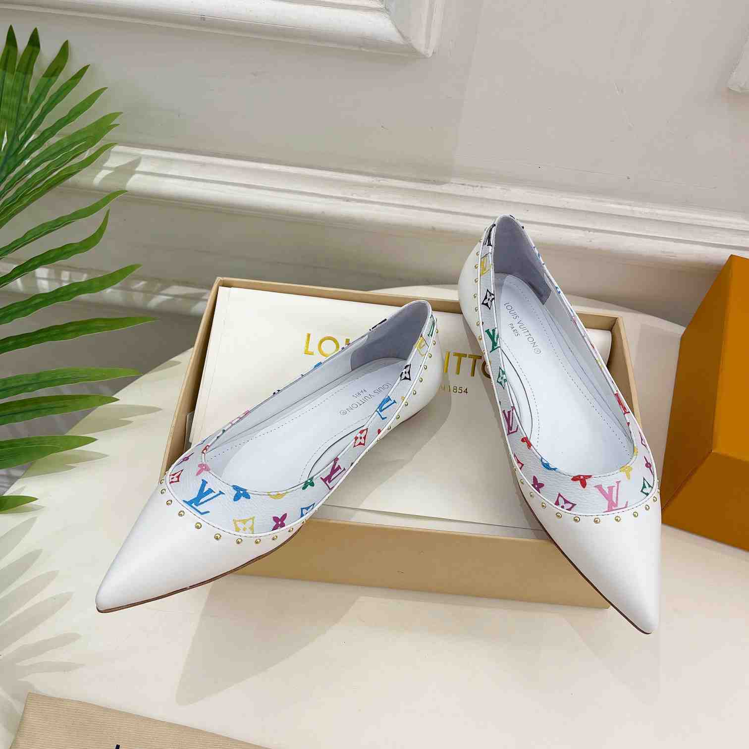 Louis Vuitton Signature Flat Ballerina    - EUR FASHION