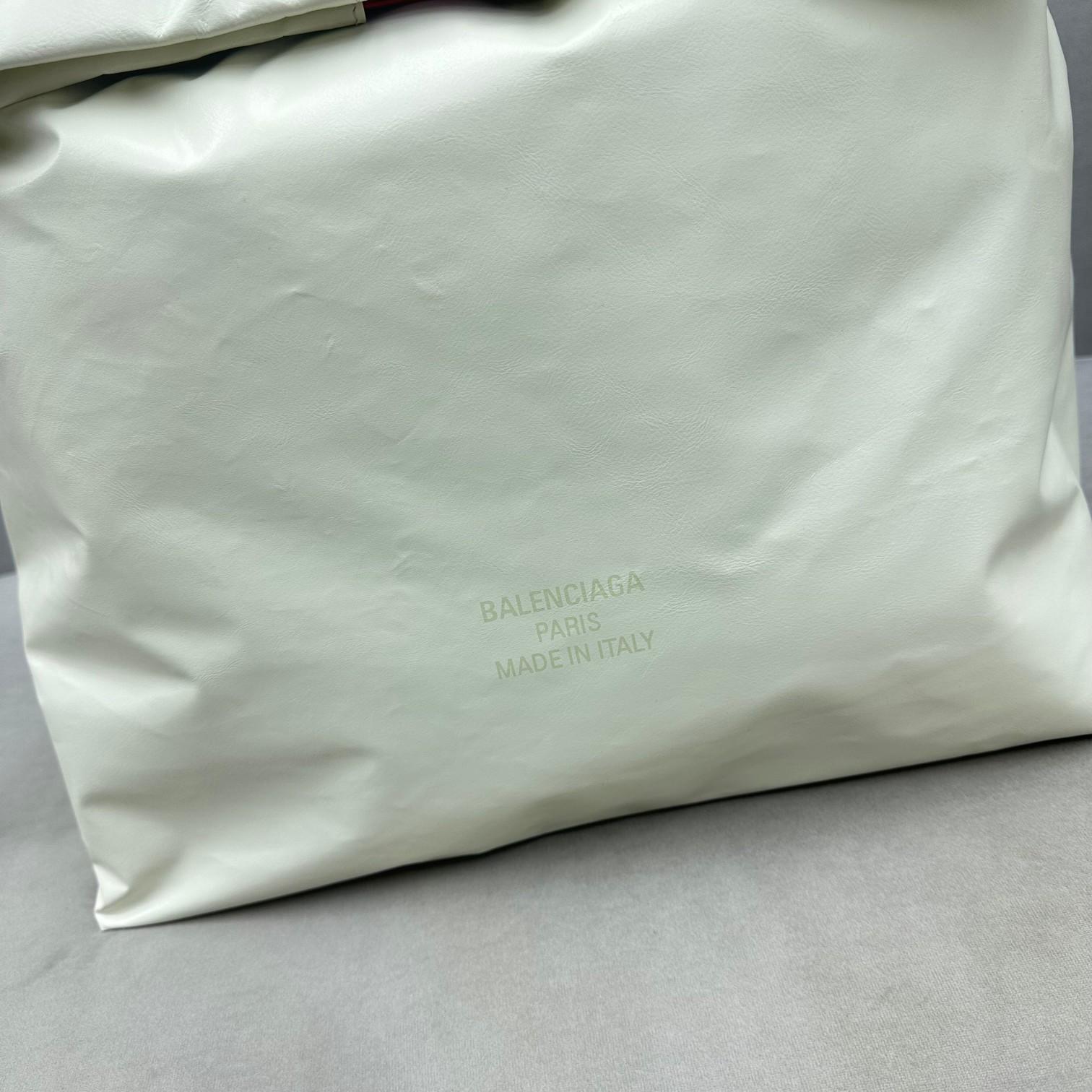 Balenciaga Trash Bag Large Pouch In White(37-40-52cm) - EUR FASHION