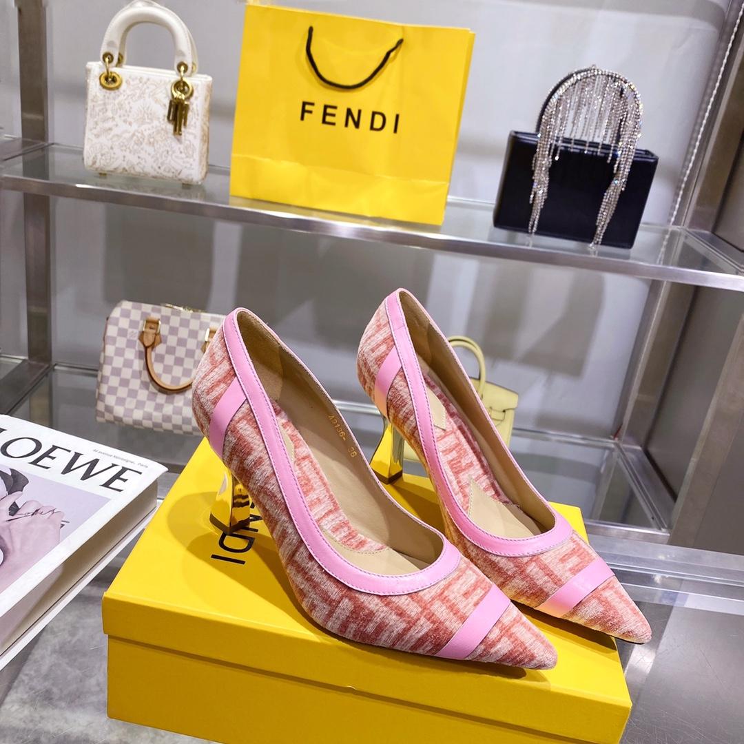 Fendi Baguette Pump - EUR FASHION