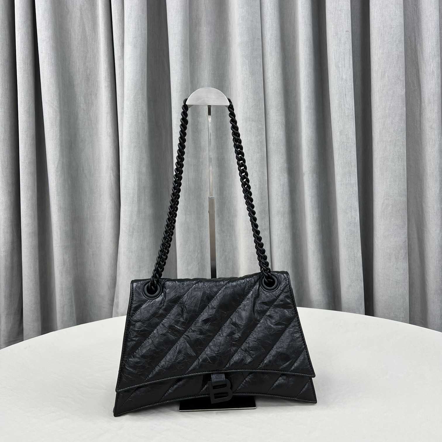 Balenciaga Women's Crush Medium Chain Bag Quilted In Black(31-20-12cm) - EUR FASHION