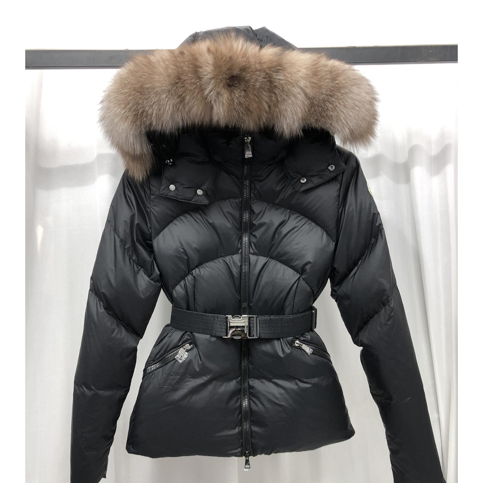 Moncler Short Down Jacket - EUR FASHION