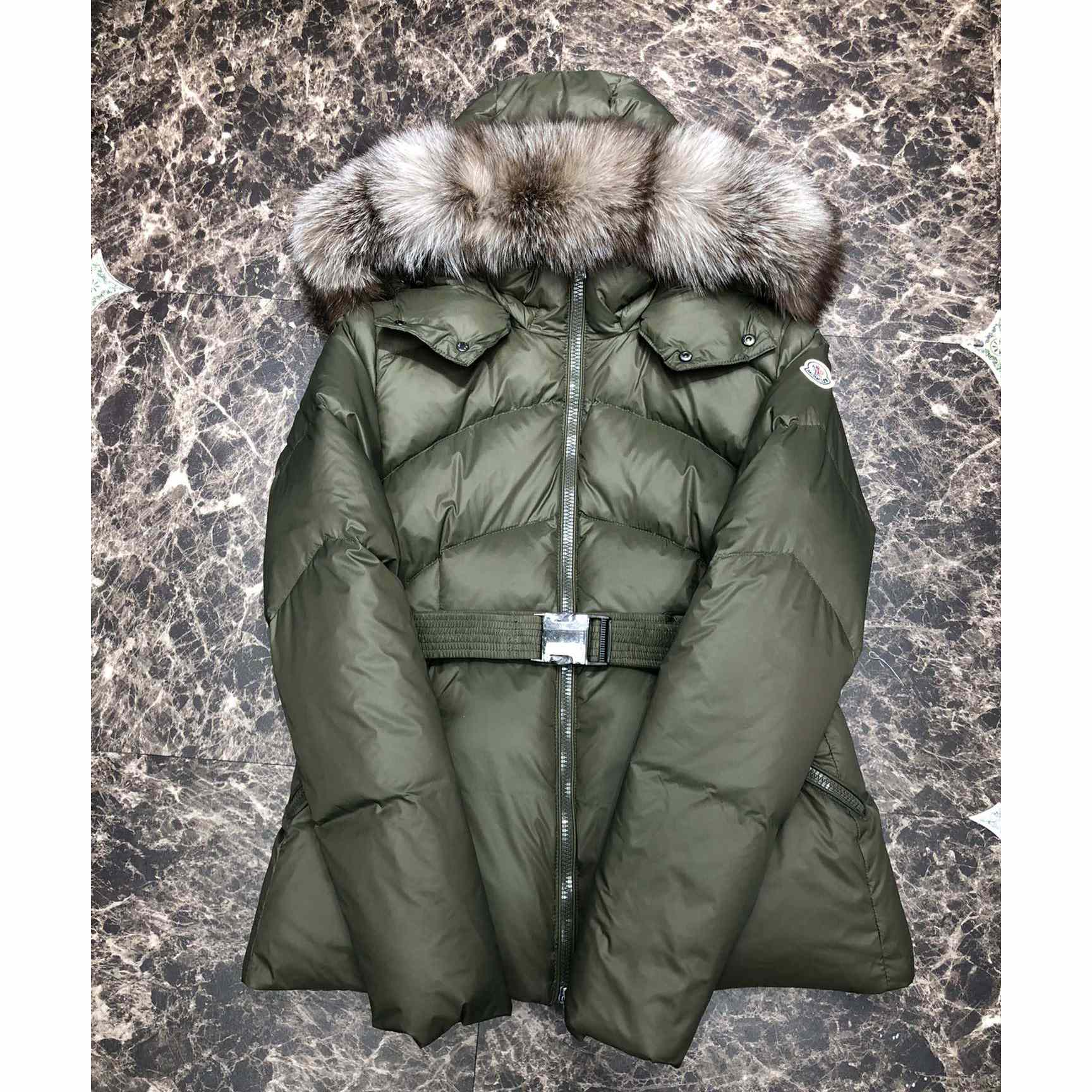 Moncler Short Down Jacket - EUR FASHION