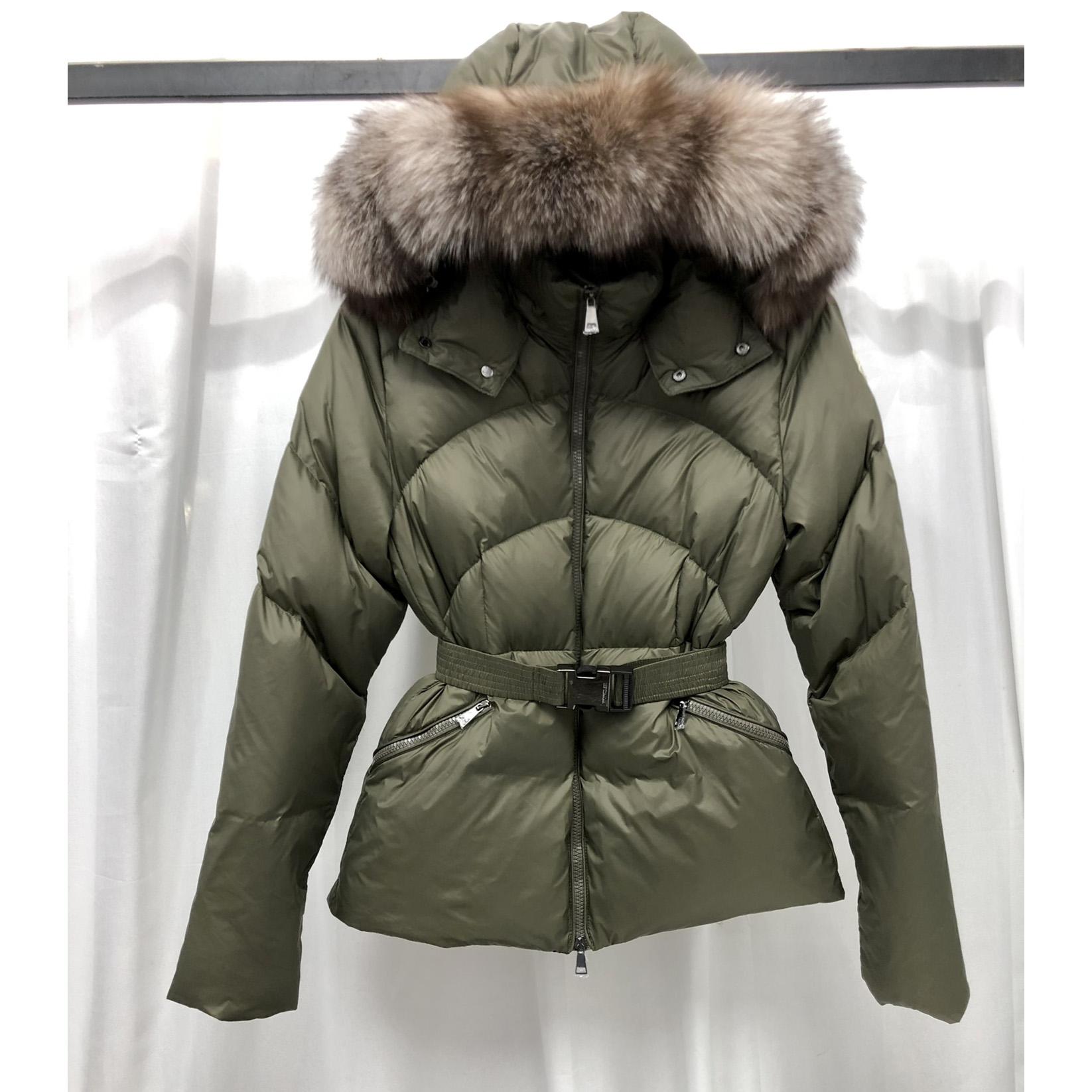 Moncler Short Down Jacket - EUR FASHION