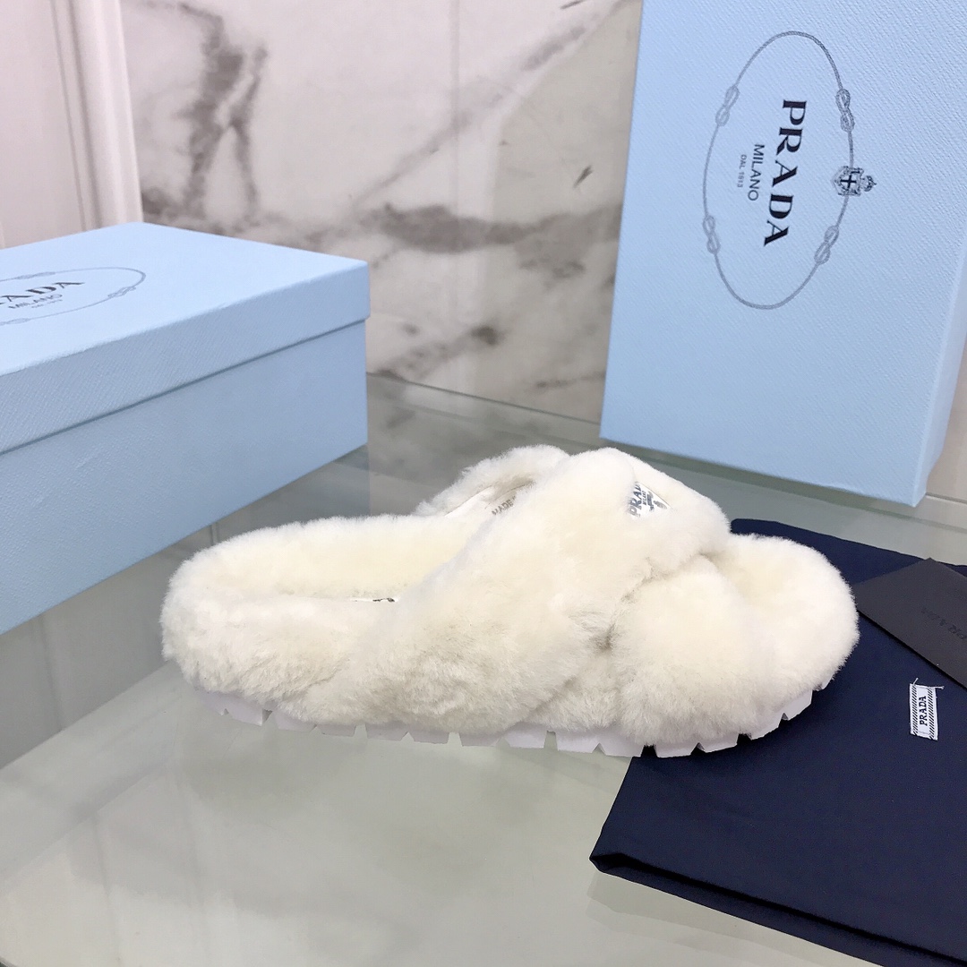 Prada Shearling Sandals - EUR FASHION