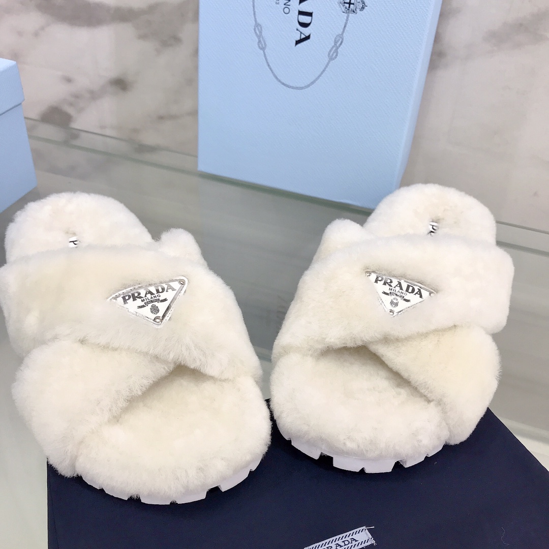 Prada Shearling Sandals - EUR FASHION