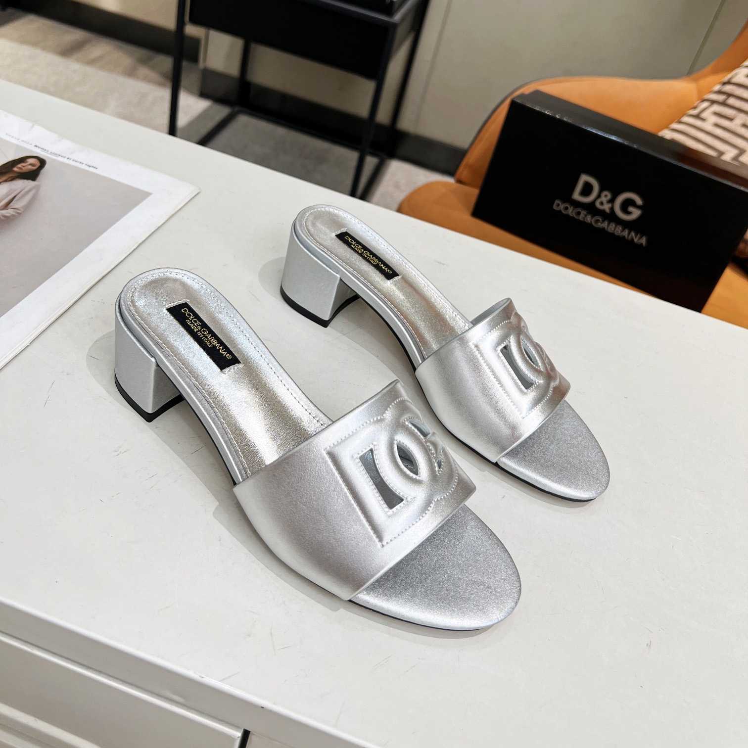 Dolce & Gabbana Calfskin Mules With DG Millennials Logo - EUR FASHION