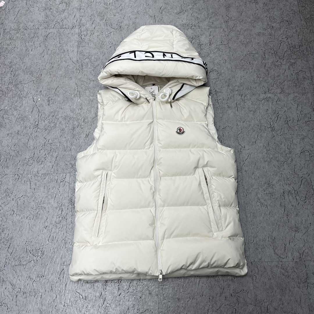 Moncler Cardamine Down Vest - EUR FASHION