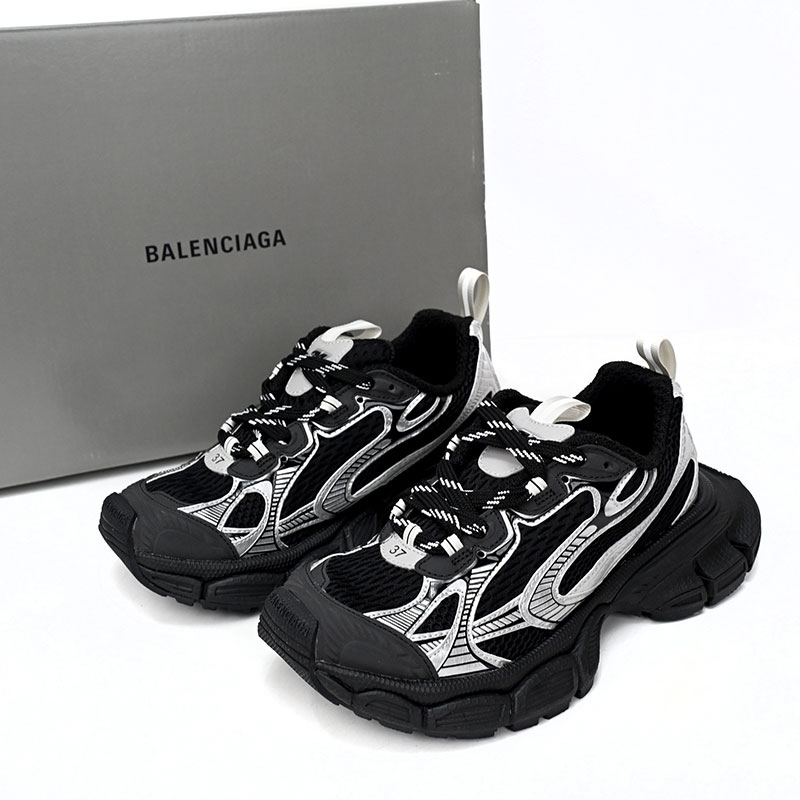 Balenciaga Sneaker  - EUR FASHION