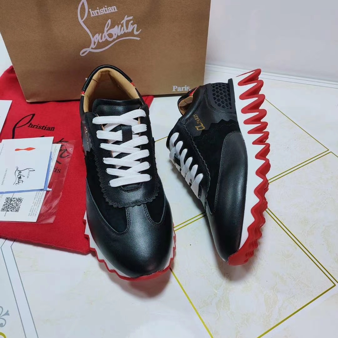 Christian Louboutin Loubishark Sneaker - EUR FASHION