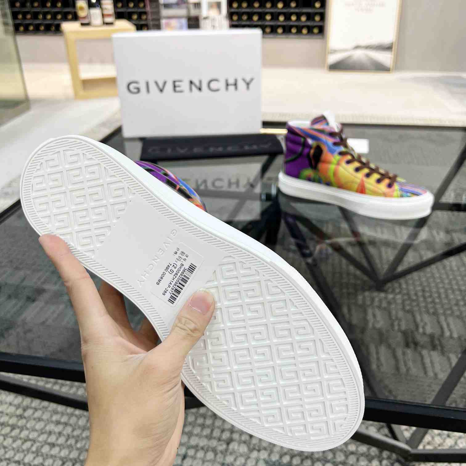 Givenchy City High Top Sneaker - EUR FASHION