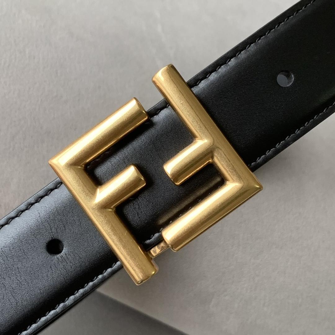 Fendi Black Leather Belt - EUR FASHION