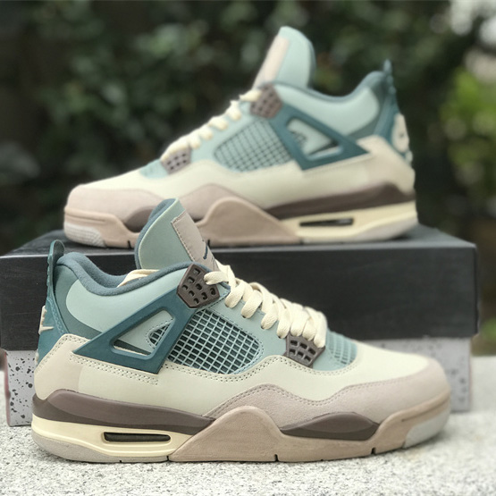 Air Jordan 4 Sneakers          - EUR FASHION