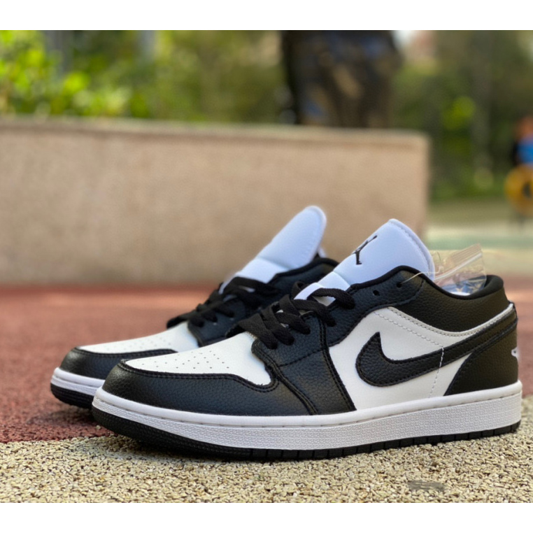 Air Jordan 1 Low "Panda" Sneaker    DC0774-101 - EUR FASHION