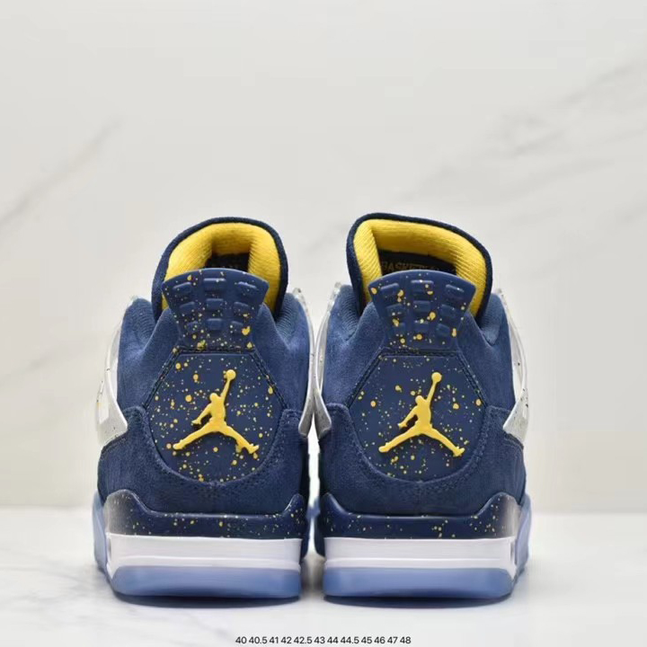 Air Jordan 4 Retro OG