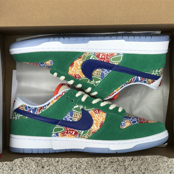 Nike Dunk Low “Foam Finger” Sneaker       DZ5184-300 - EUR FASHION