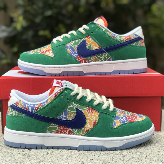 Nike Dunk Low “Foam Finger” Sneaker       DZ5184-300 - EUR FASHION